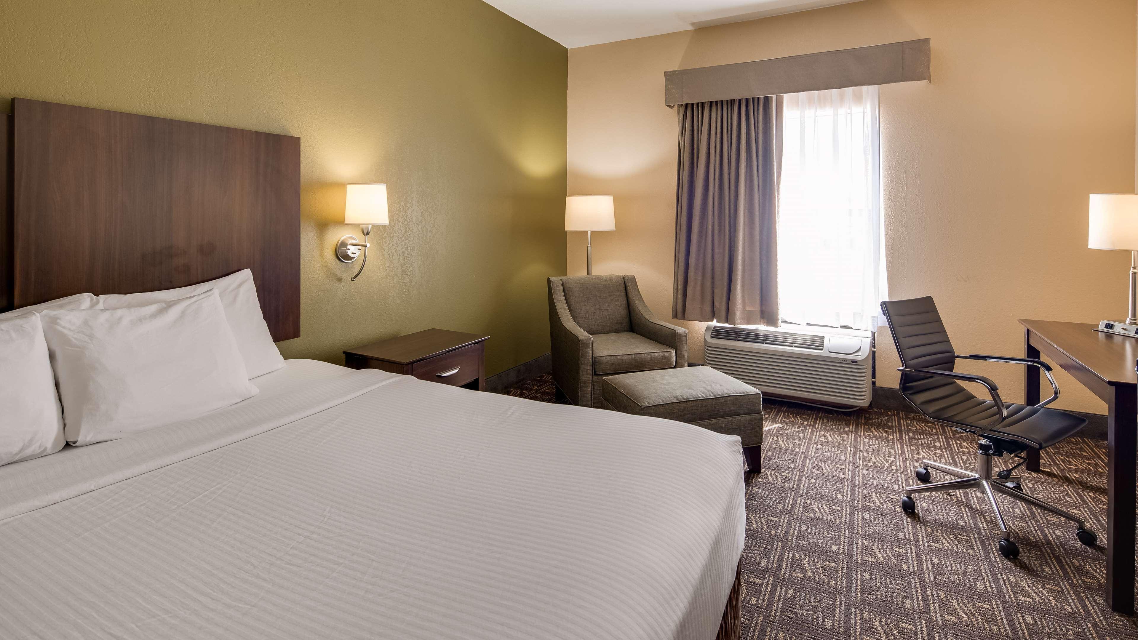 Best Western Rayne Inn מראה חיצוני תמונה