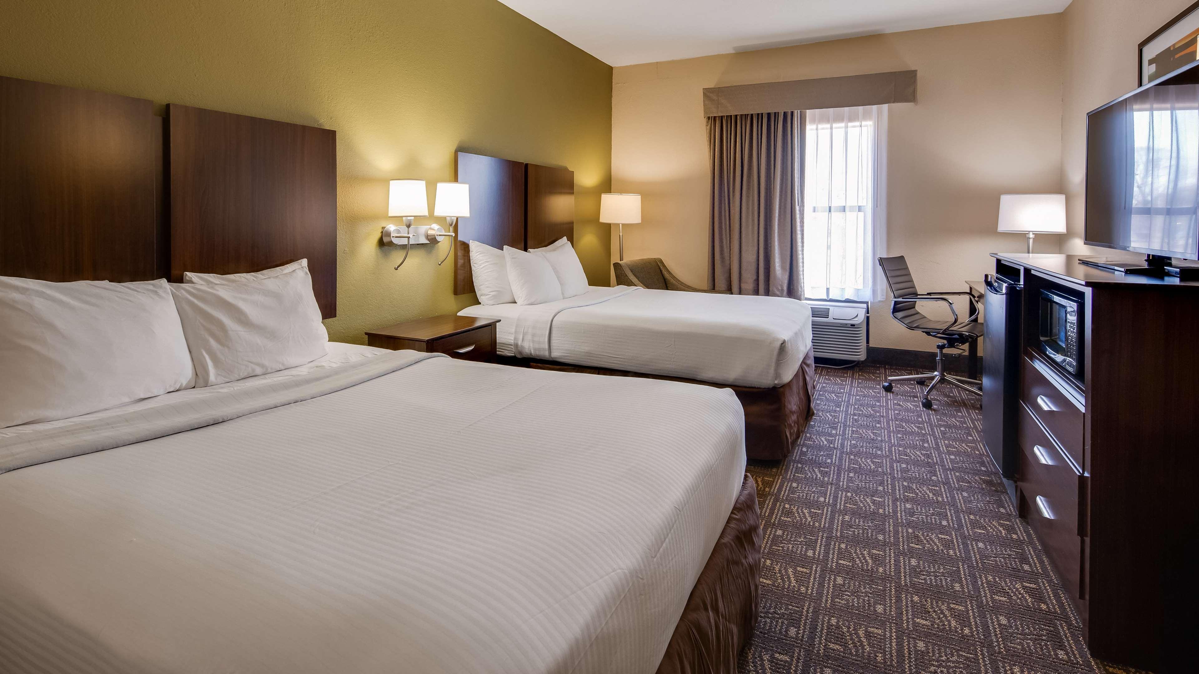 Best Western Rayne Inn מראה חיצוני תמונה
