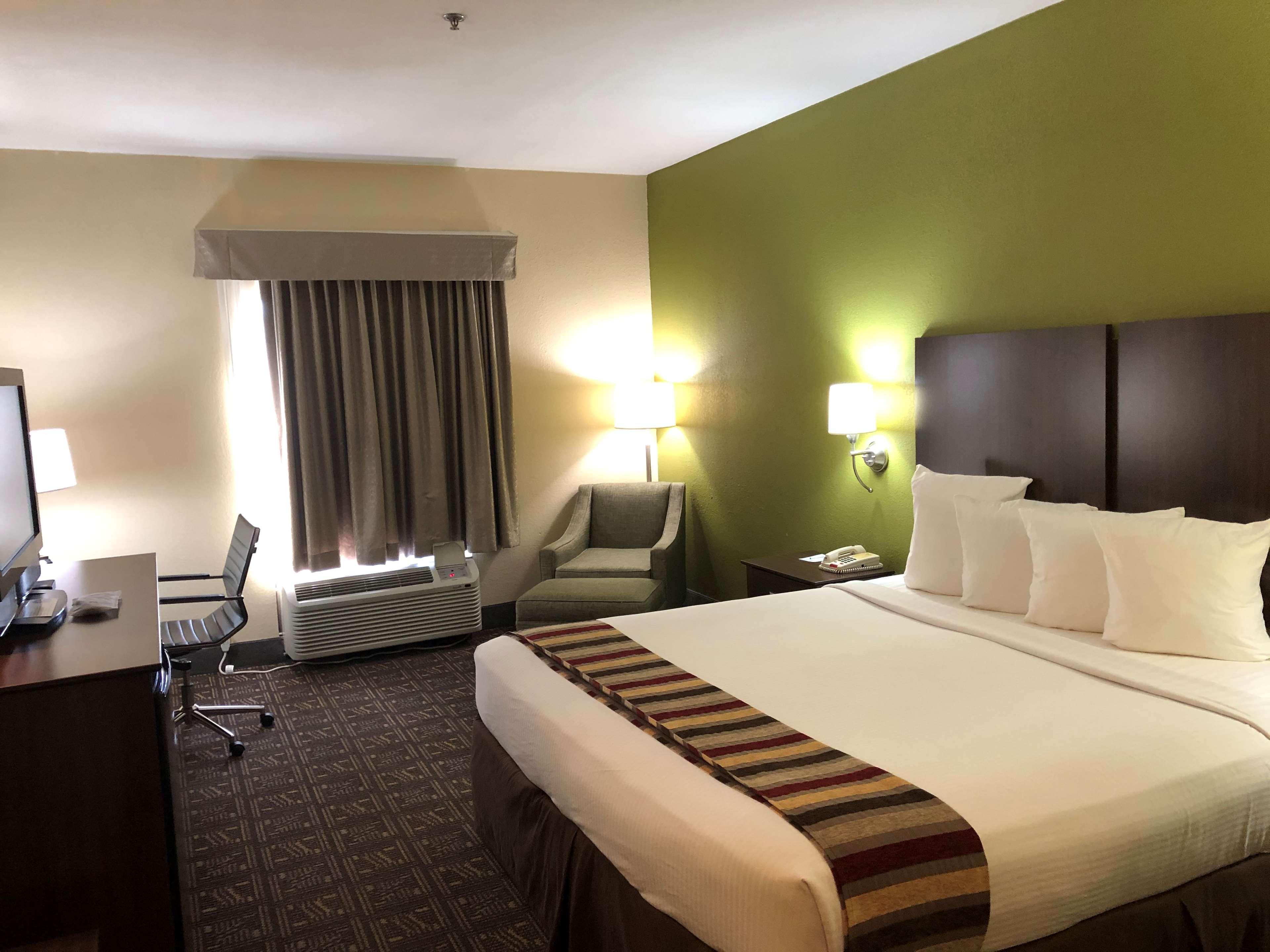 Best Western Rayne Inn מראה חיצוני תמונה