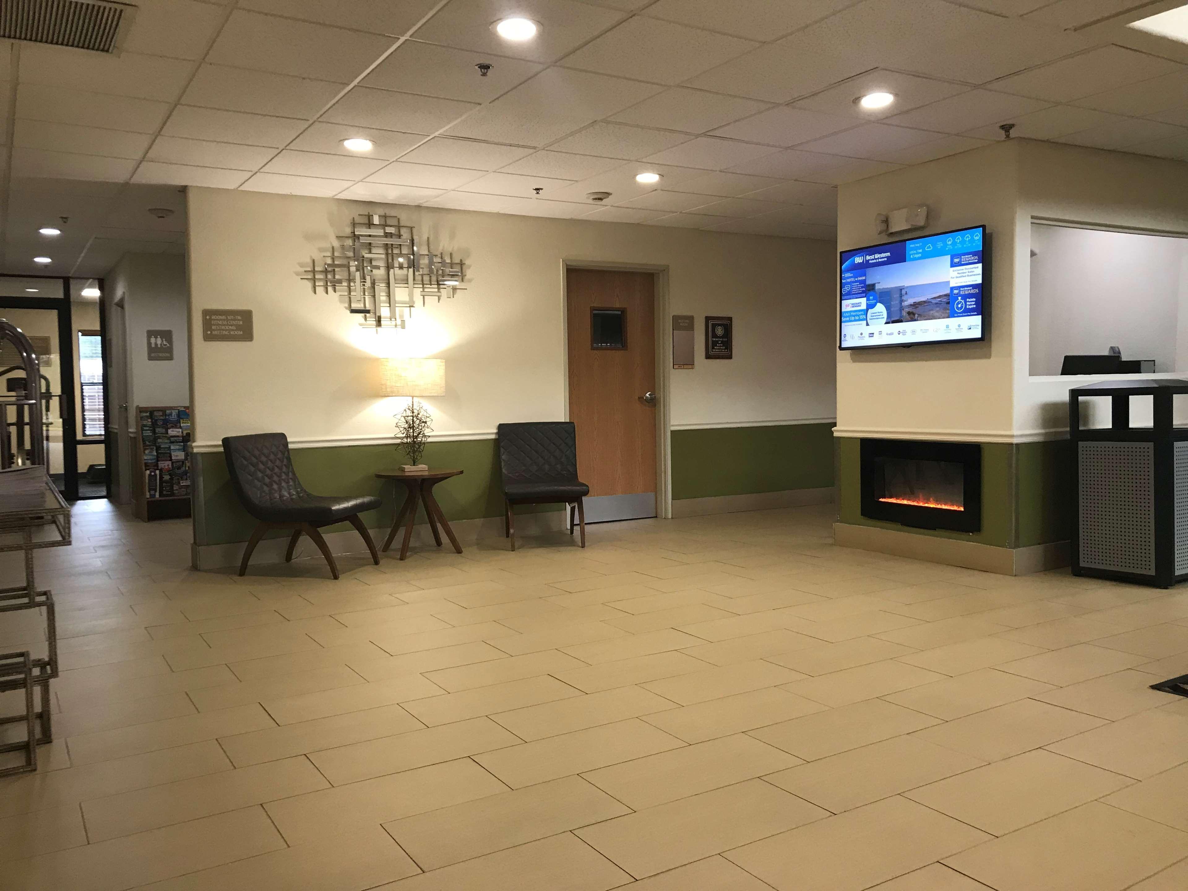 Best Western Rayne Inn מראה חיצוני תמונה