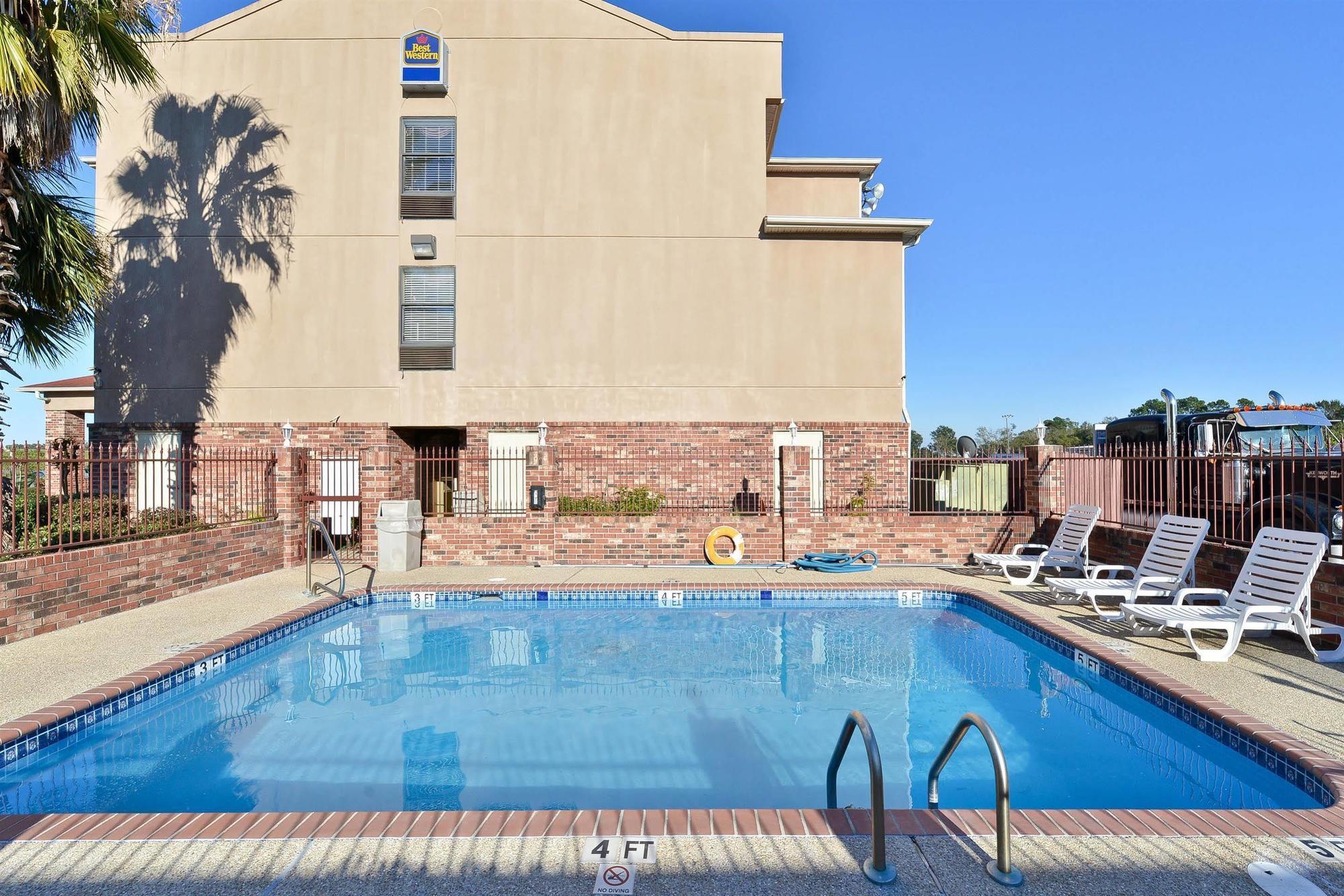 Best Western Rayne Inn מראה חיצוני תמונה