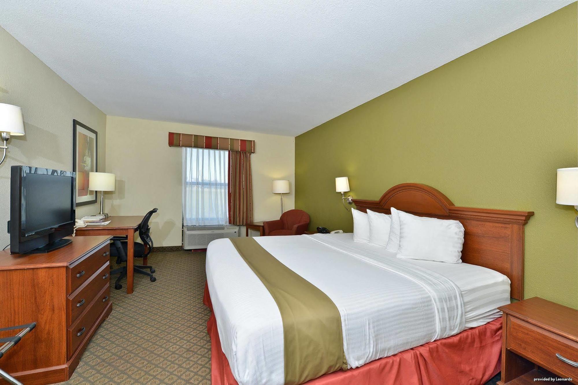 Best Western Rayne Inn מראה חיצוני תמונה